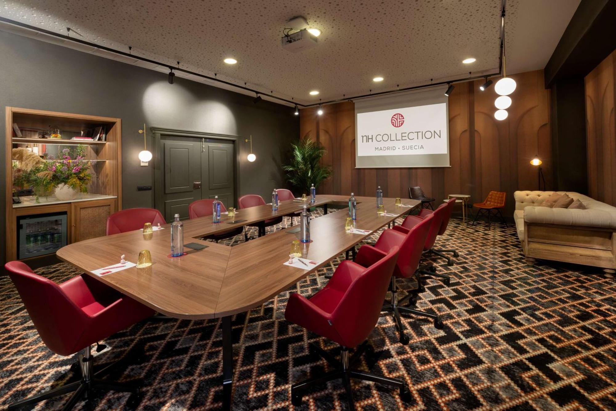 Nh Collection Madrid Suecia Hotel Bagian luar foto Meeting room at the hotel
