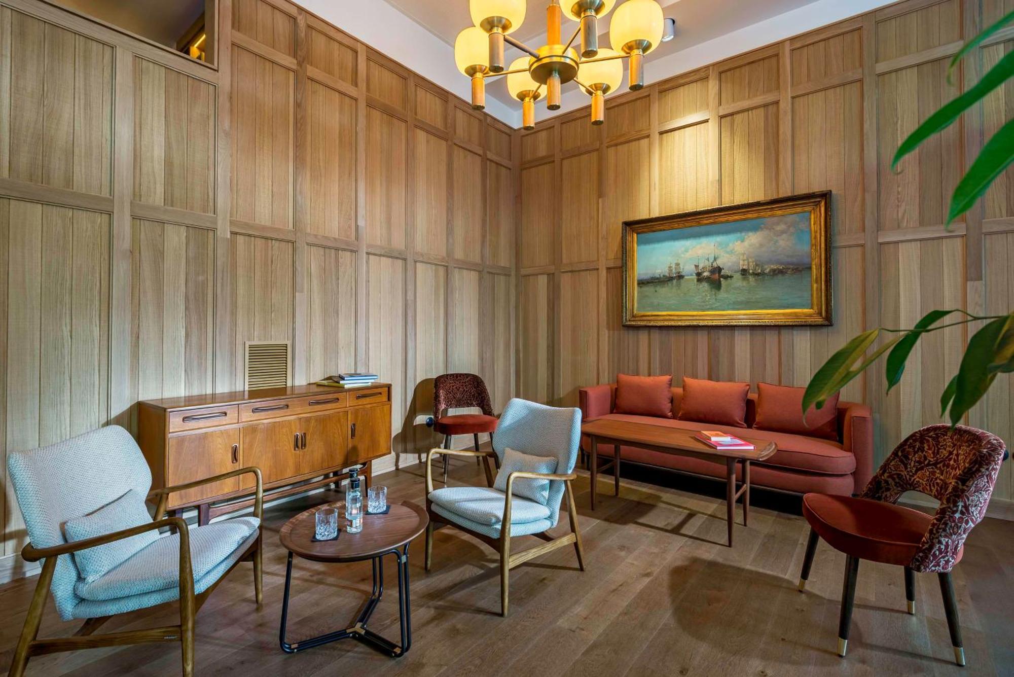 Nh Collection Madrid Suecia Hotel Bagian luar foto The interior of the hotel