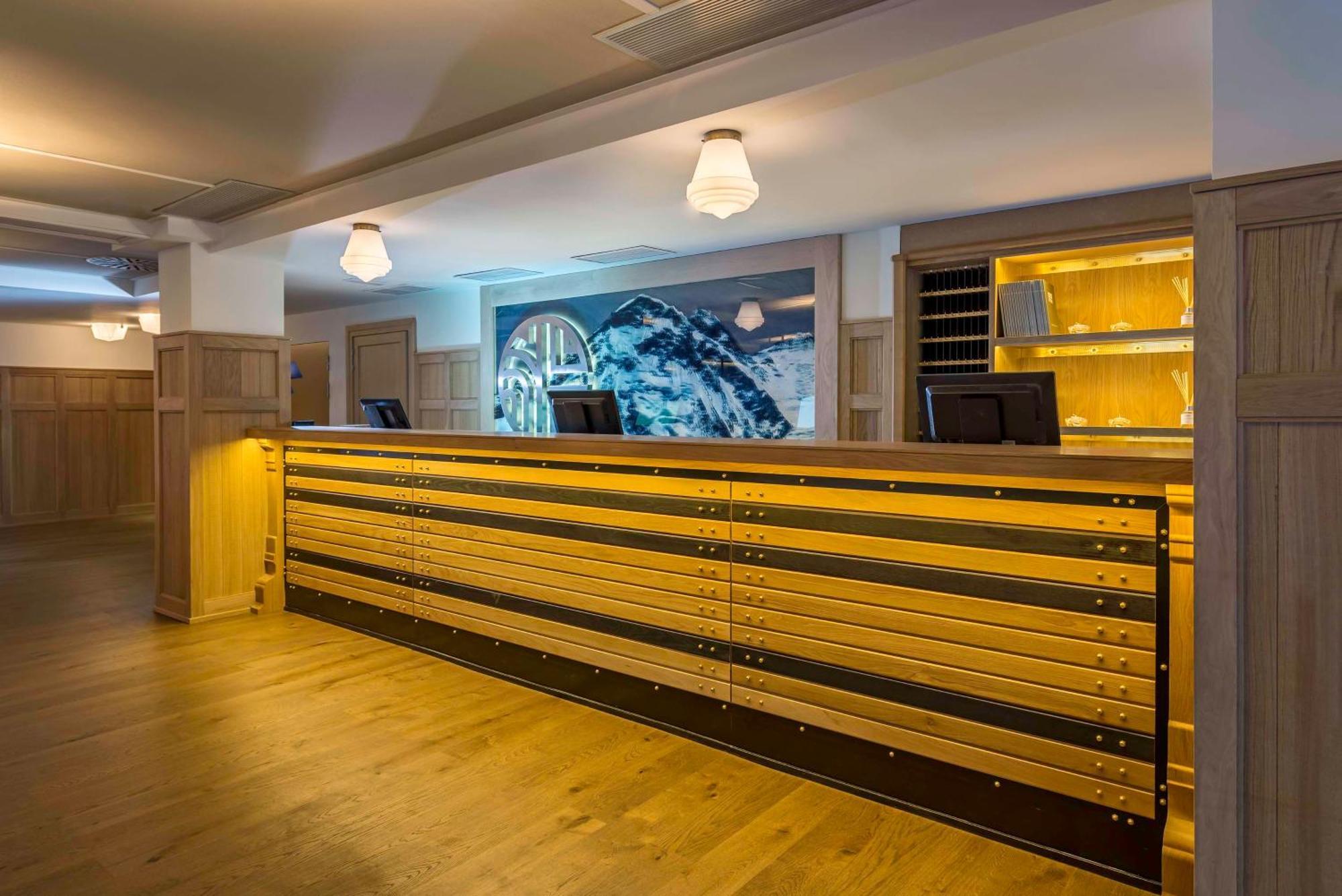 Nh Collection Madrid Suecia Hotel Bagian luar foto Reception